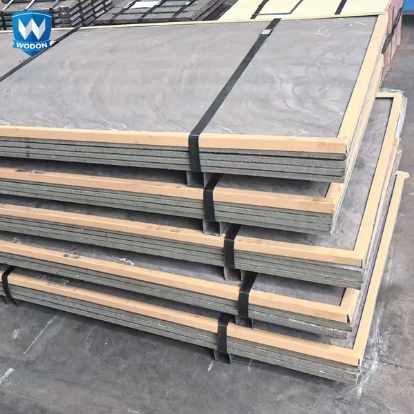Industrial Flat Hard‑Surfaced Bimetallic Composite Base Sheet 1200*3000mm Smooth‑Finish Chromium Carbide Anti‑Abrasion Wear Panel photo-5