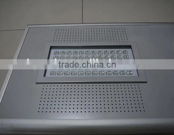 60W LED Integrated Solar Park Lot Lighting photo-4