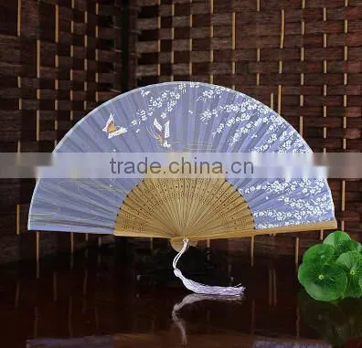 China Plastic Hand Fan/Embroidered/ Ladys Silk Dance Fan for Event Party Supplies photo-6