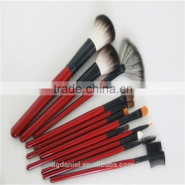 12pcs Red Bag Personalized Beauty Brushes Best Makeup Brush Set Factory Direct photo-2