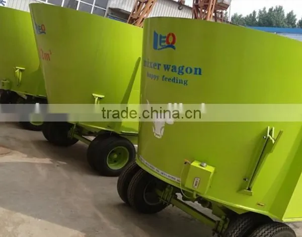 HONORSUN Small Tmr Feed Mixer Truck photo-3