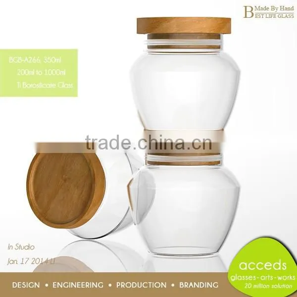 Heat Resisitant OEM/ODM Handblown Novelty Borosilicate Glass Canister photo-4