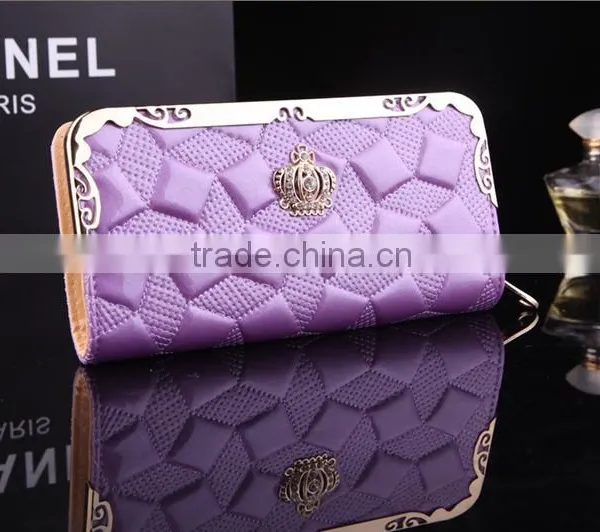Europe Fashion Crown Emboss Women Patent Leather Wallet photo-3