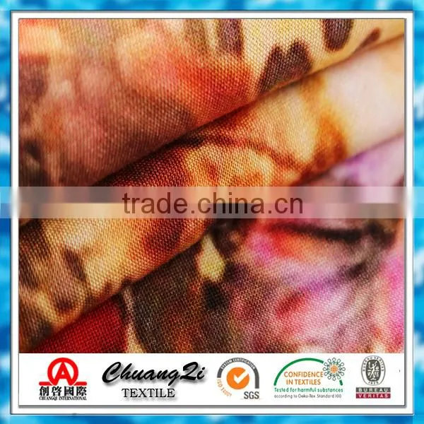 Beautiful Big Red Flowers Digital Printed 100% Rayon Fabric for Wholesale photo-2