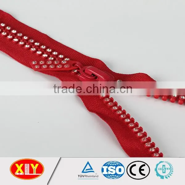 Fashion Garments Red Tape Plastic Rhinestone Zipper photo-3