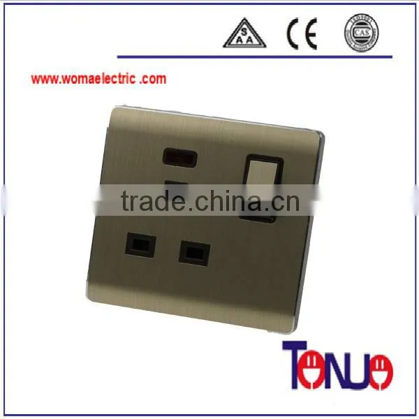 13A Switched Socket With Light