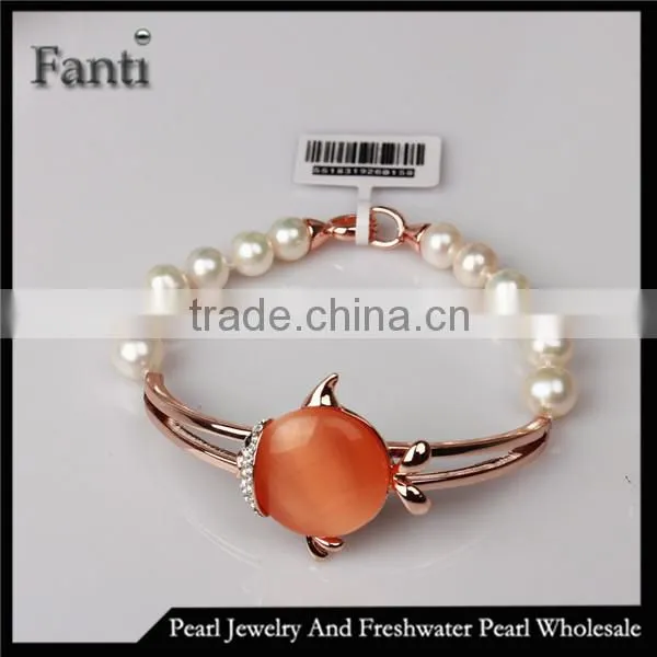 Women Gemstone Bracelet With Freshwater Pearl Bead