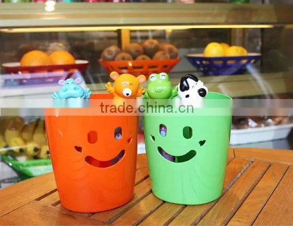Factory Price Desktop Storage Barrel/mini Collection Desktop Trash Barrels/Desktop Waste Basket Mould photo-4