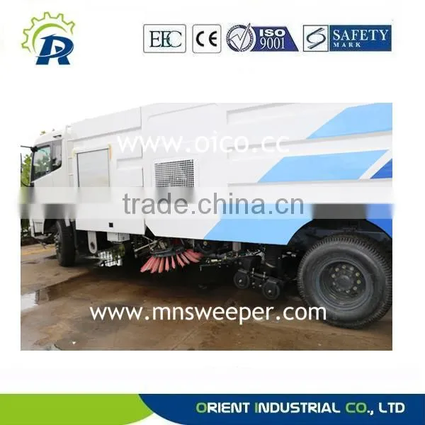 Dongfeng Chassis High Pressure Road Cleaning Car Cleaning Width 2.5-3.5m ISUZU Engine Used Euro3 Exhaust Standard photo-2