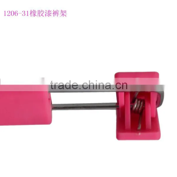 Pink Smooth Surface Rubberized Pant Hangers With Clips photo-3