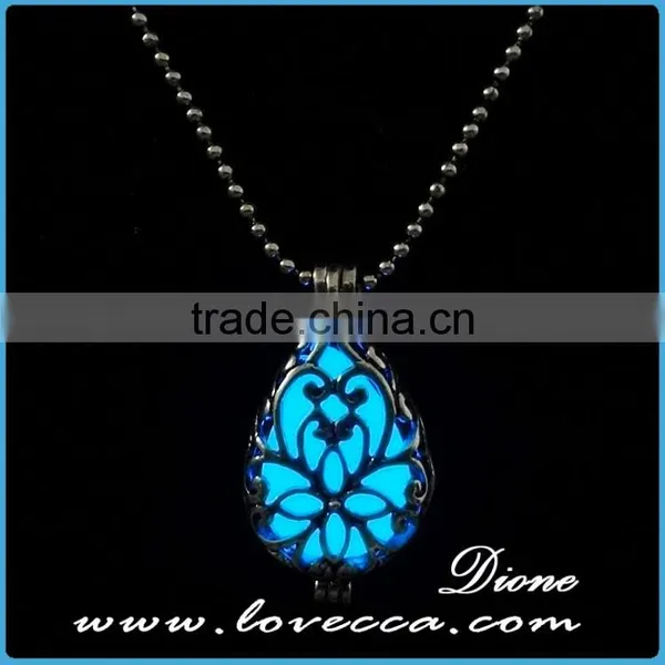 Vintage Antique Bronze Shell Copper Luminous Crystal Necklace photo-6