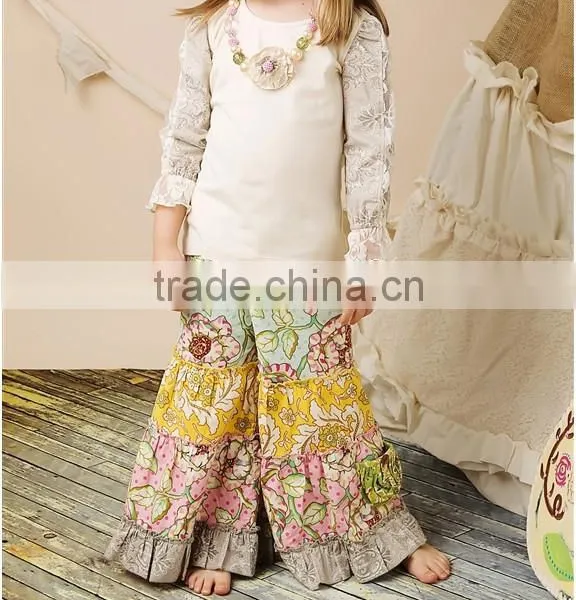 Chirstmas Outfit Red Stripe Top and Ruffle Pants Christmas Clothing Set Christmas Outfit photo-3