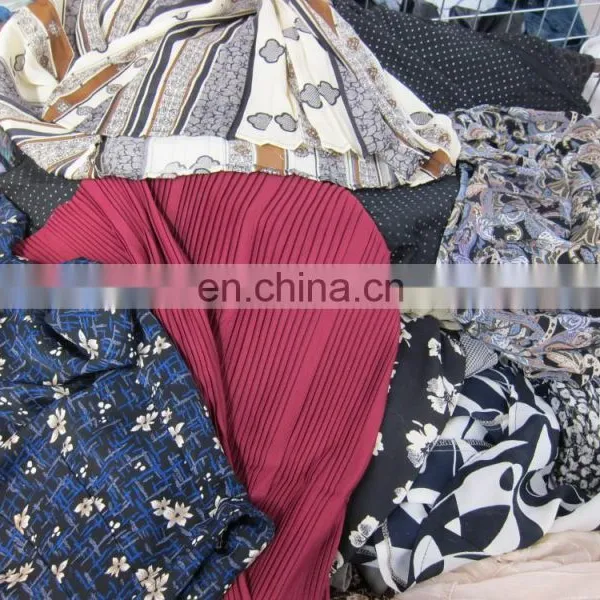 T-Shirt Type and Winter Season Wholesale Second Hand Clothing Sale photo-4