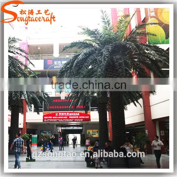 Artificial Date Palm Tree Hight Quatily Landscaping Garden Decoration Fiberglass Large Colorful Coconut Palm Tree for Sale photo-3