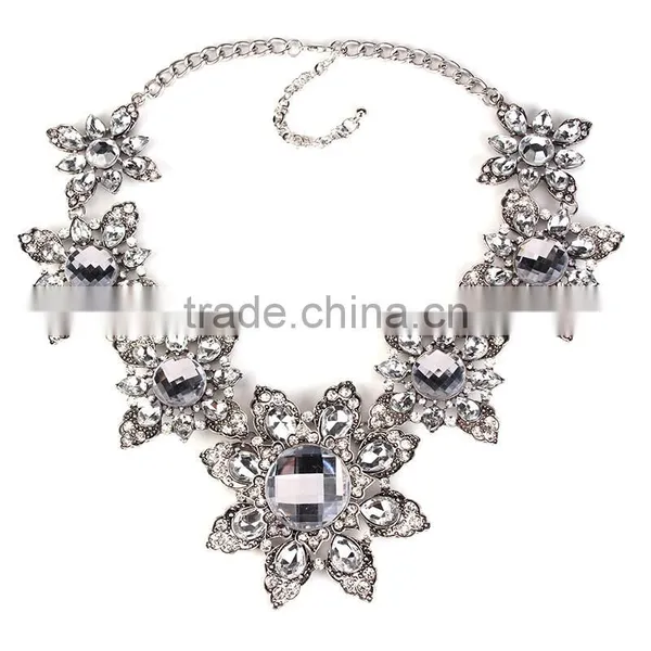 Luxury Crystal Flower Women Necklace Jewelry ,night Dress Accessories photo-2