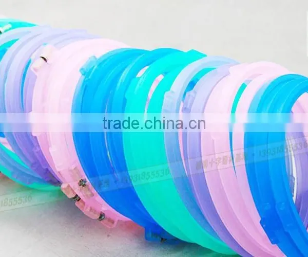 24 Plastic Hand Embroidery Cross Stitch Hoops photo-6