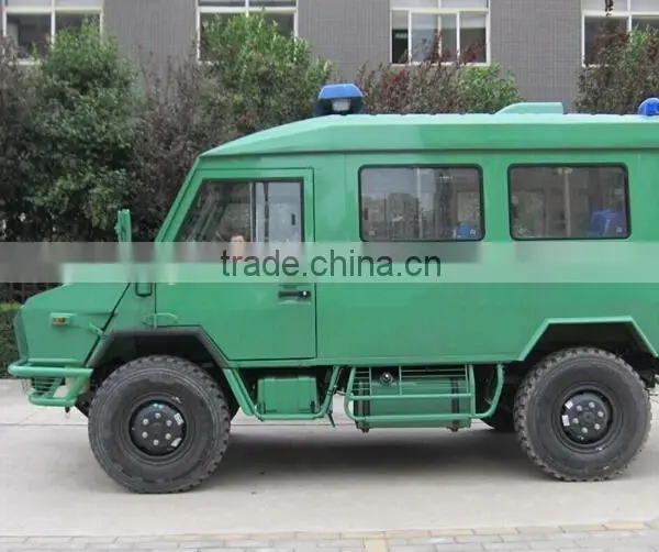 NJ2046SDD6 IVECO 4WD RHD Military Ambulance photo-3