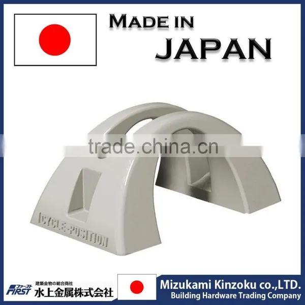 Bicycle Car Rack Made in Japan With Excellent Design to Prevent From Falling Down by Wind and Contact photo-4