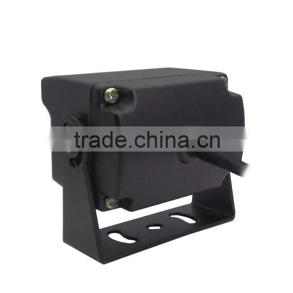 2015 HOT 10G Anti-vibration 4-PIN Connection DC12V PAL NTSC 600tvl 6 Infrared Light Night Vision Camera in Rear View System photo-2
