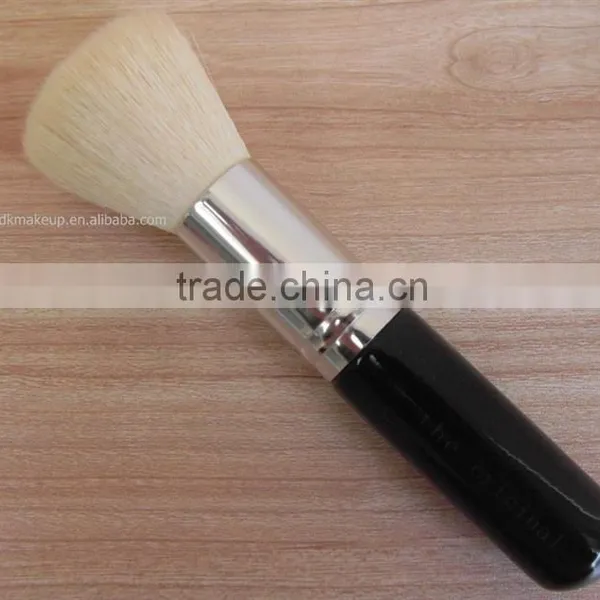 Gorgeous Cosmetic Brushes With Your Own Logo