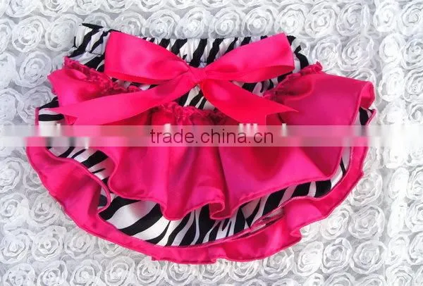 2016 Wholesale Cute Kids Wear Satin Ruffle Diaper Cover, Fancy Design Children Wear Satin Bloomer for Sale photo-5