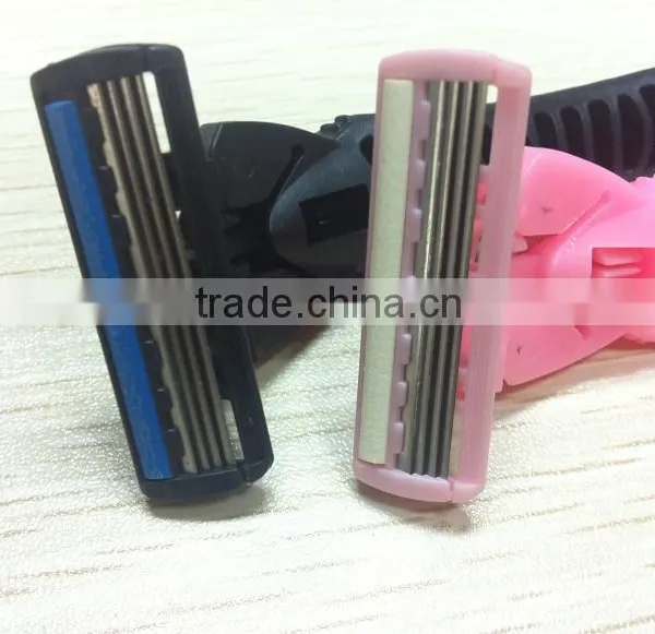D420L Four Stainless Steel Blade Smooth and Comfortable System Razor photo-3