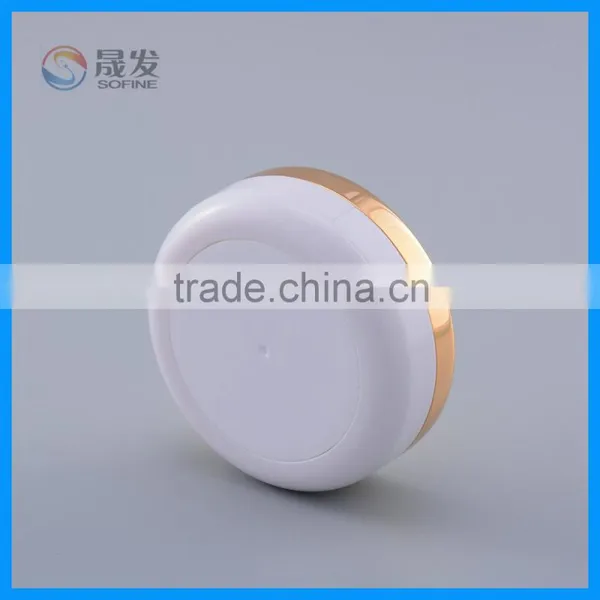 30G Plastic Air Cushion Cosmetic Powder Case photo-3