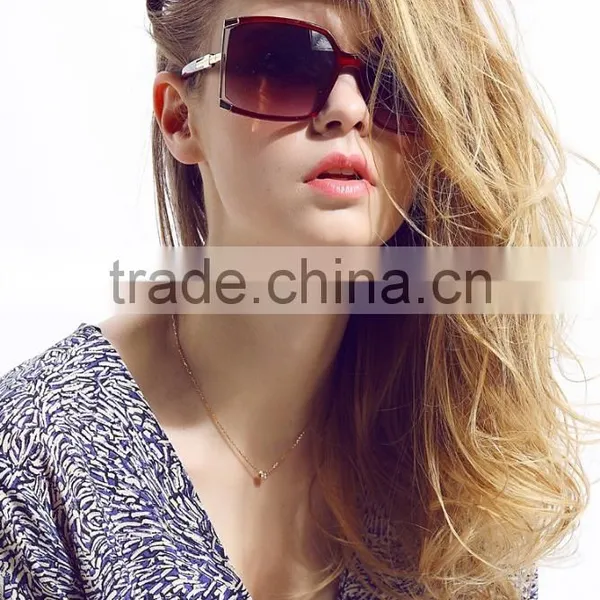 New 2016 Sunglasses Star With Ever-Changing Queen Sunglasses Outdoor High-End Glasses photo-3