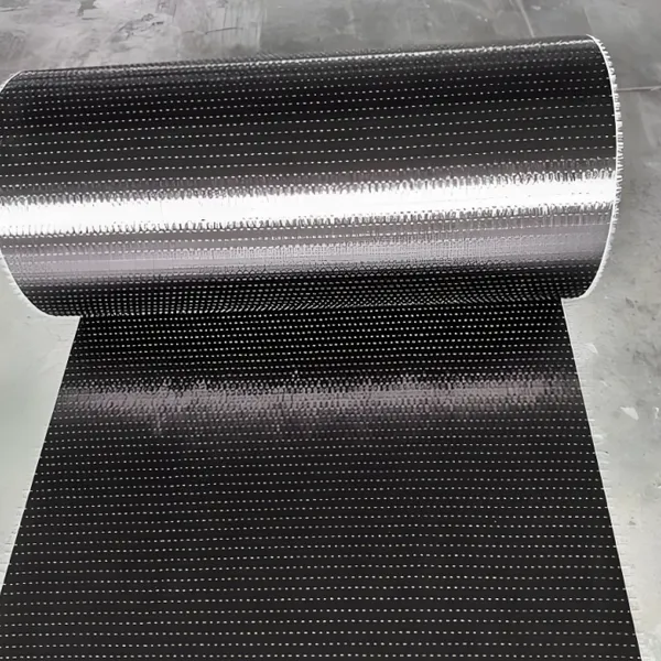Tejido de fibra de carbono unidireccional 300g/m² 0.33mm Módulo de tracción 230GPa Elongación de rotura 1.5%