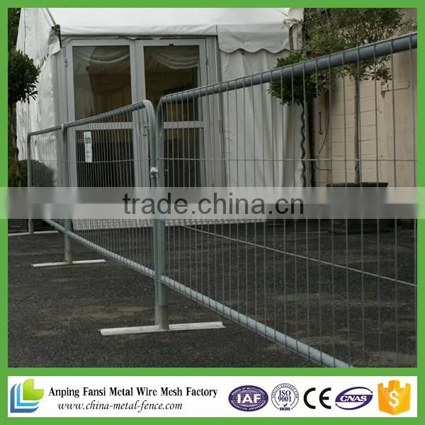 Interlocking Strong Metal Temporary Road Safety Barriers photo-6