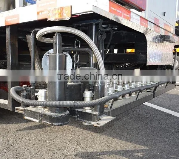 SINOTRUK HOWO 12ton Asphalt Transportation Truck for Sale photo-5