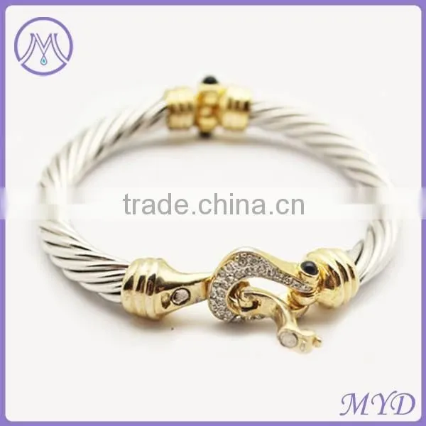 Metal Filigree Cuff Bracelet photo-4