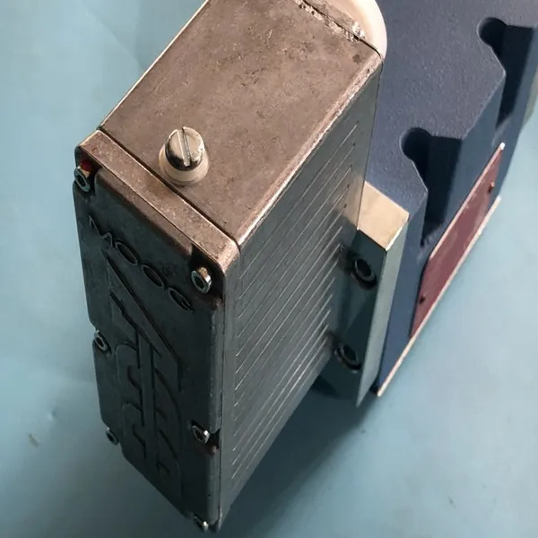 Hydraulic Valve MOOG Moog D634-319C Servo Valve Quality Assurance photo-3