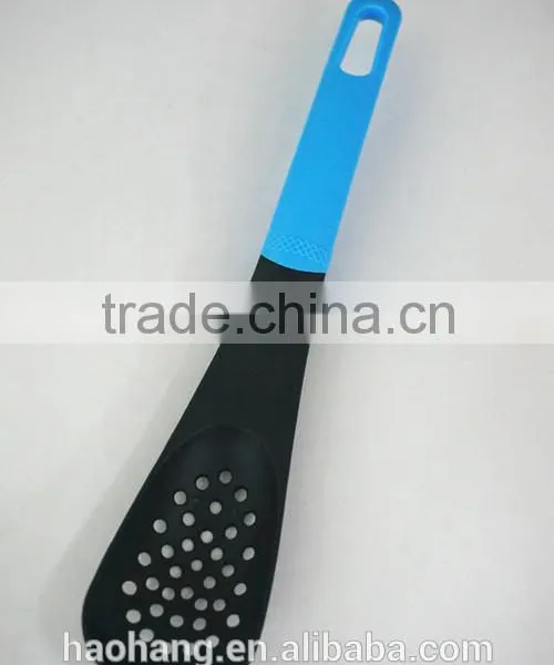 Factory Directly Sale Silicone Kitchenware With Customzied Colors photo-3