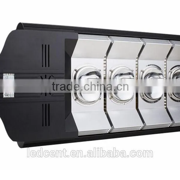 Acid Washing and Spraying Plastic Housing 200w China Led Street Light photo-3