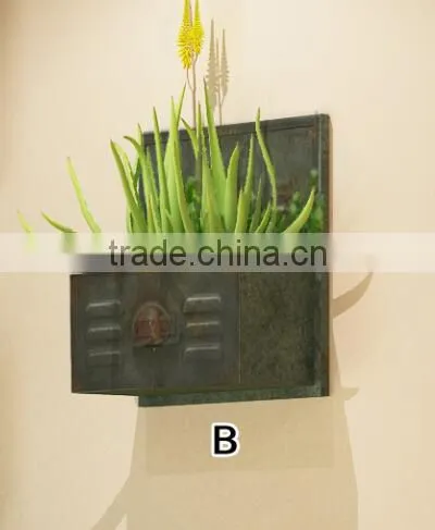 Country Design Grey Finish Verticle Wall Planter Antique photo-3