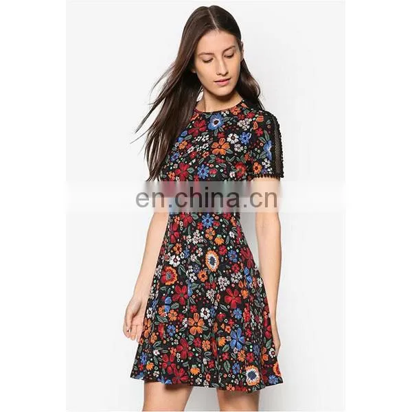OEM Women Wear Fashion Dress Black Floral Sleeveless Lace Insert Dress photo-3