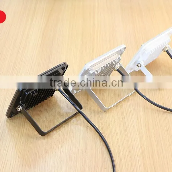 INNOVALIGHT IP65 Mini Size SMD3030 Led Flood Light 20w Outdoor Led Flood Light photo-3