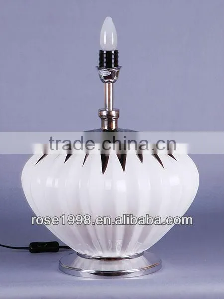 Silver Shade and Chrome Base Table Lamp photo-5