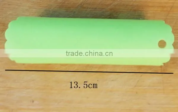 Time Saving Silicone Garlic Peeler photo-4