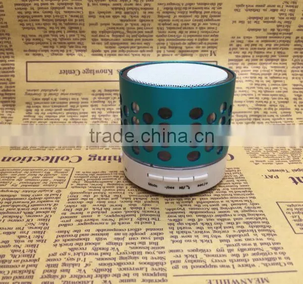 Round Hole Wireless Small Mobile Phone Bluetooth Speakers Subwoofer TF Card Speaker Hands-free Speaker With LED FM photo-3