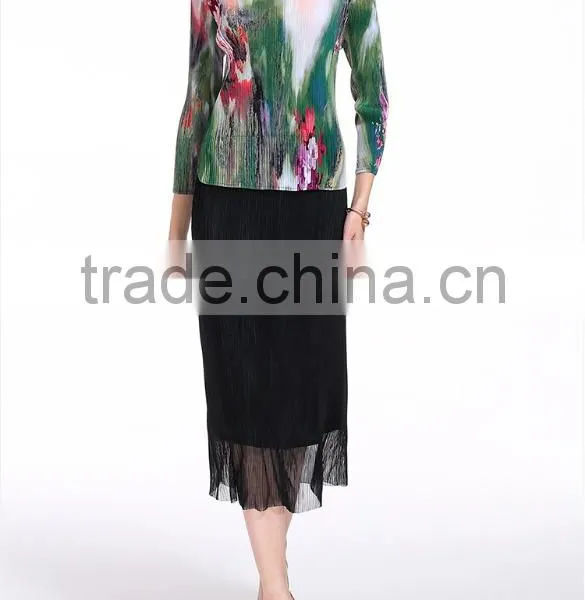 Chinese Ink and Wash Panting Double Buttons for Women Folding Dress photo-4