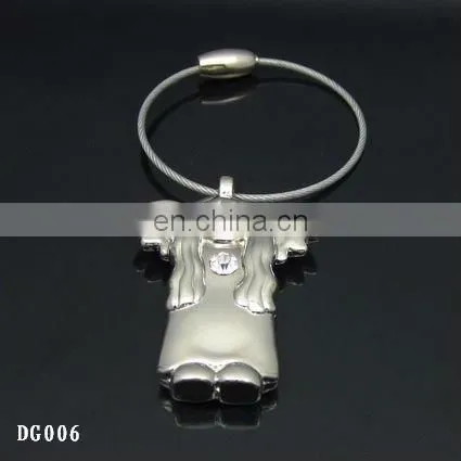 Elegant Angel Style Metal Key Chain