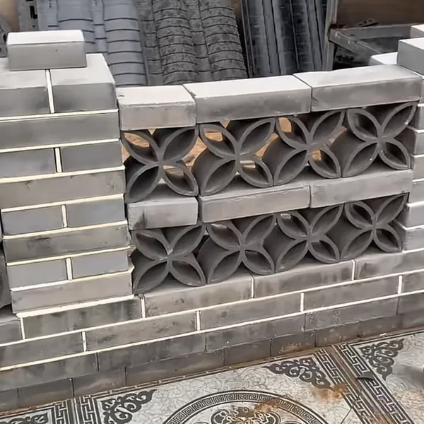 Clover Window Grilles, 160*160 Hollowed-out Flower Bricks Manufacturer. Clay-fired Flower Bricks for Ancient Architecture, Gardens, New Rural Construction and Scenic Wall Renovation