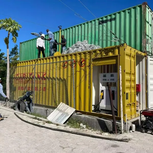 Cheap Price 20ft 40ft Container Fuel Station Diesel Petrol Mobile Filling Tank Station in Africa