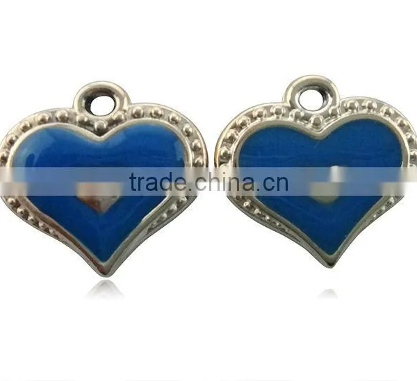 Acrylic Red Heart Shaped Beads Pendant photo-5