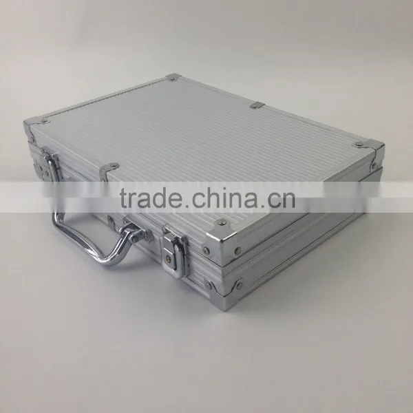 13.5g 500 Pcs Clay Cosmetics Casino Poker Chip Set With Aluminun Metal Case Roulette Chips Set photo-4
