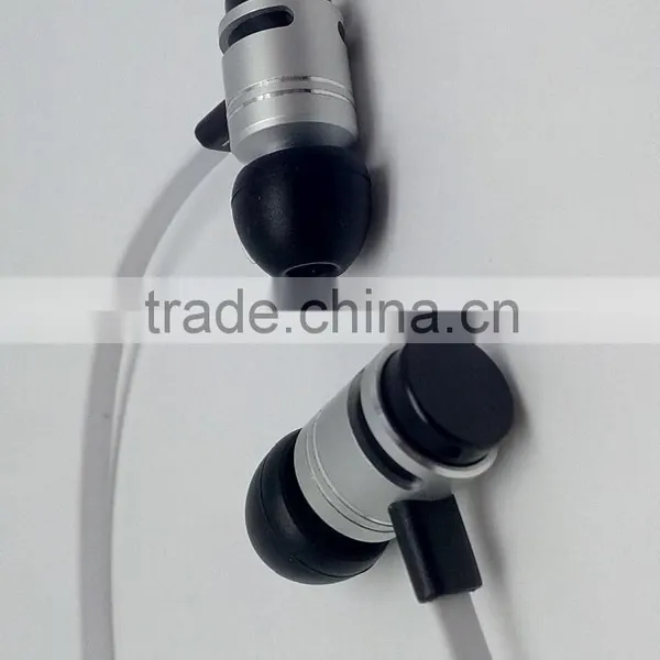 Popular Metal Earphones Flat Cable With Deep Bass photo-3