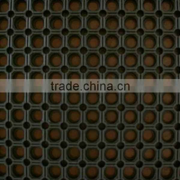 Poriferous Rubber Mat photo-6