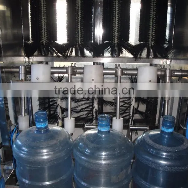 High Speed and Flexible Operation Type Full-automatic Bottle Filling Machine photo-3